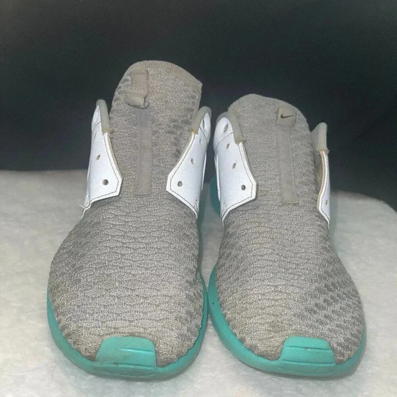 Men's Nike ROSHE RUN Flyknit Calypso Platinum - Size 10.5 (without laces) - Picture 1 of 5